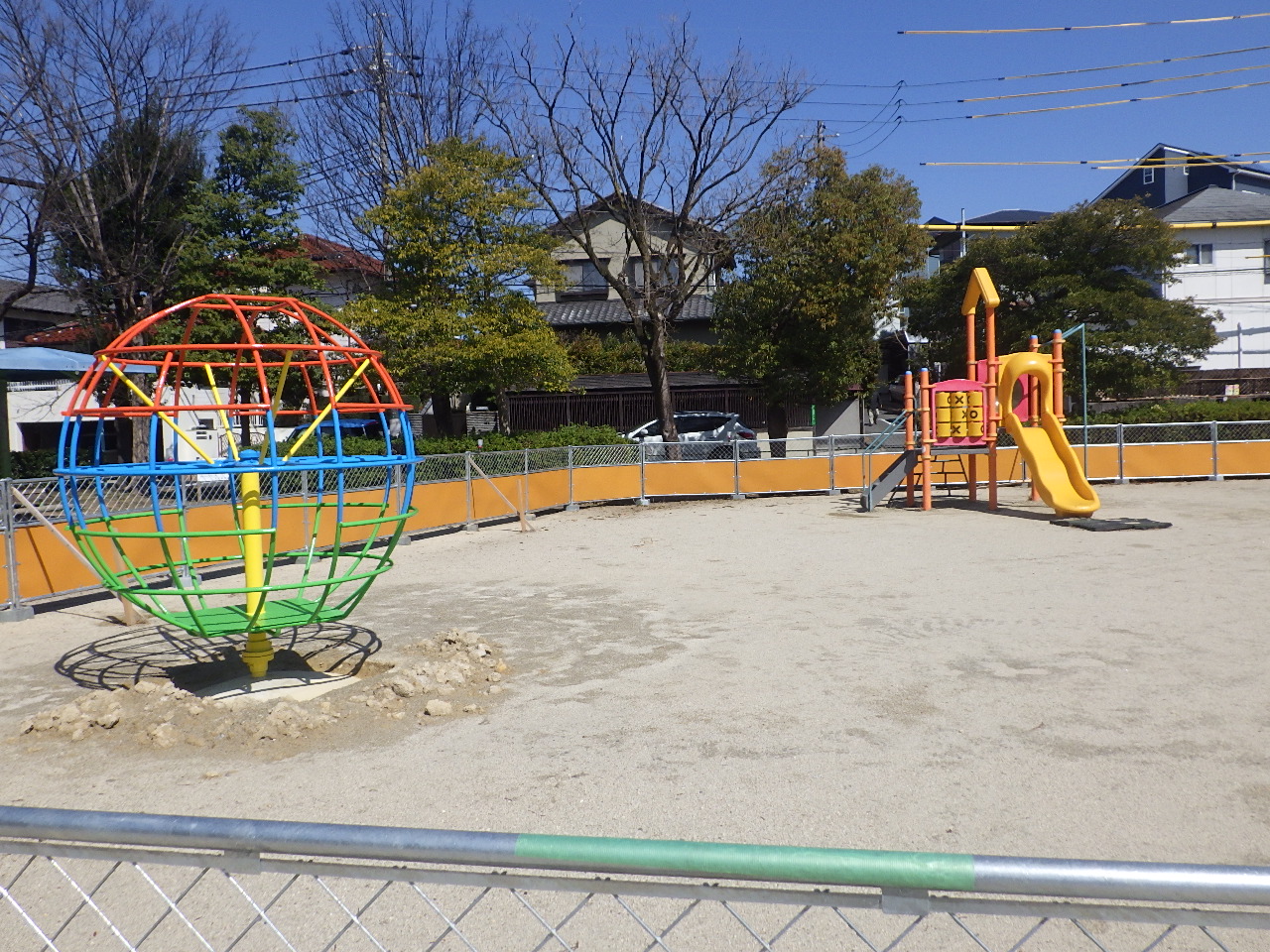 公園への遊具設置例